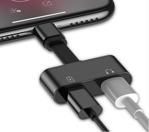 2-in-1 Audio Adapter – Lightning to 3.5mm + Charging for iPhone